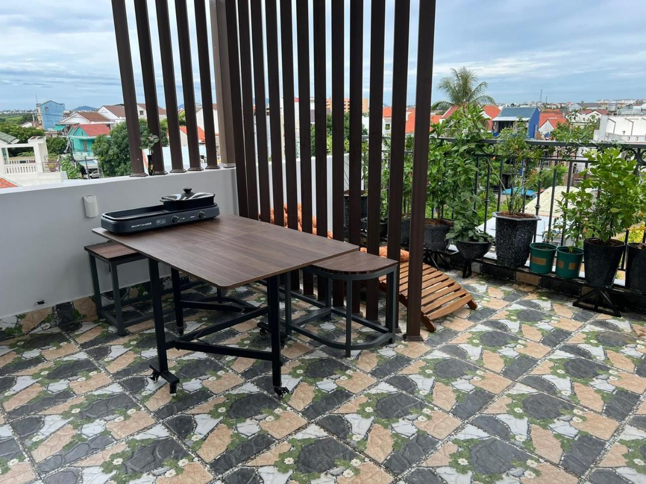 Oasis Homestay Хойан Экстерьер фото